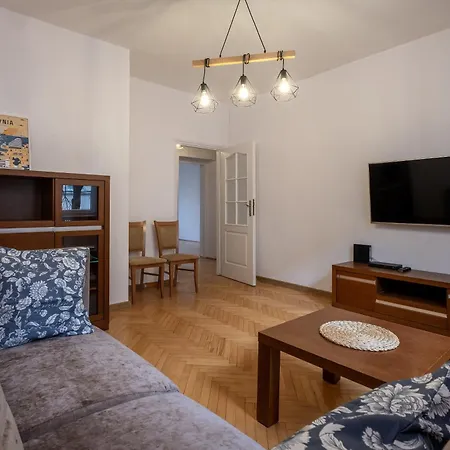Apartament 22 Centrum - Mieszkanie Dla 4 Osob *
